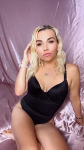 Andreyamonroe Pink photoshoot 💖 зображення 4