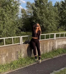 BonieBonita Sexy in nature🍑 Hình 2