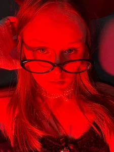 VivienLeeigh Your Vivien💋 Pic 4