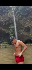 kiing_azahell: cute body in red🤭🫢❤️ ( фото)