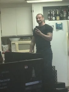 Honorablyrespectedgent Clothed Foto 5