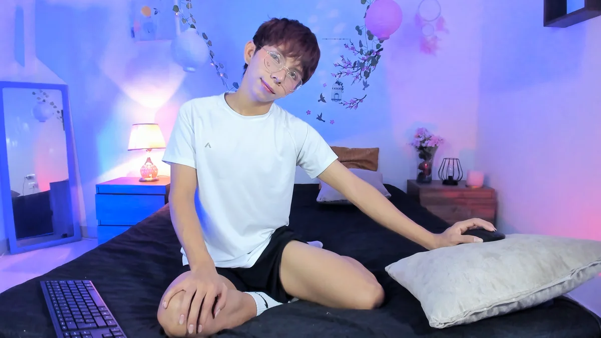 Hyunjin_Son 님의 트렌드 중인 사진  3314개