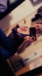 Public de MILFNERD Foto 4