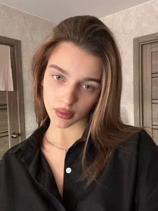 AdameShoyer Confidence level: Selfie with no filter Εικόνα