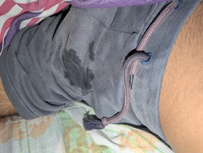 Kavishas කලිසමේ බඩු ගියා💧💧💧💧 Pic