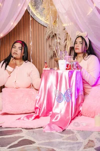 Mia_and_lexy Happy Day of Love and Friendship💓🍒💕 Pic