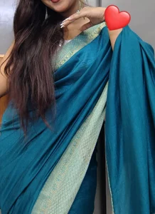 _mOOn_light_ Blue and Beautiful💙⭐ Pic 2