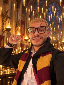 Lian_ferrer Play with my wand. 🧙‍♂️🧙‍♂️ Bilde 2