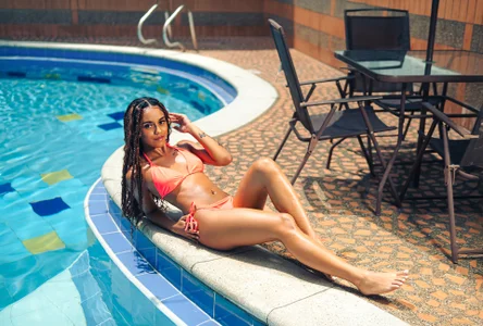KeyllaAdamss Golden Tan 🌞💋 sexfoto 2