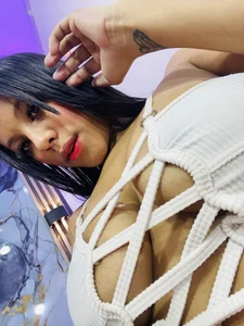 Valentina_and_sneider_ beautiful Girl😍 Pic 2