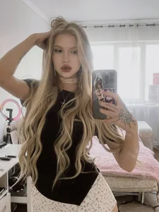 For Your Eyes Only de MollyBat  3 Imagens