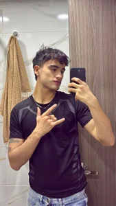 Zdjęcia charlie_dicker xxx: 