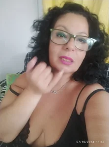 Anais-Te-La-Como Public Pic 4