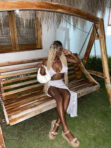 Tahira_21_ Public Pic 5