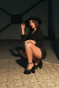 DolcieElliot 𝓓𝓸𝓵𝓬𝓲𝓮 𝓼𝓮𝓷𝓼𝓾𝓪𝓵 Pic 6