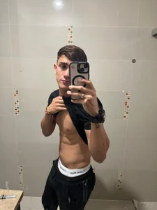 Alan_SmithX Public Pic 3