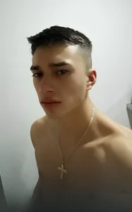 theo-stone Public Immagine  2
