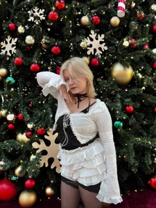 Public de Flora_SecretLife Foto 8