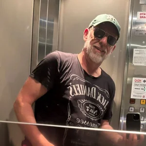 Io de PierRiminiX  5 Imagens