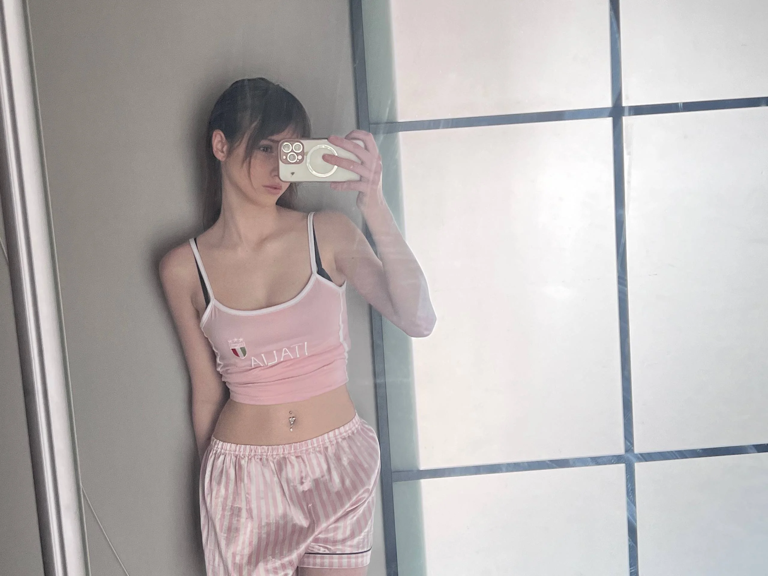 mollyrealay