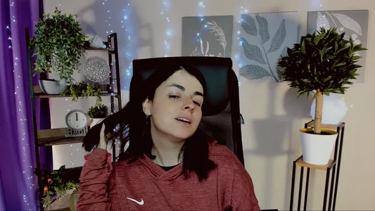 MartaEdams "In the end, the sharpest weapon is a kind and gentle spirit." Immagine  4