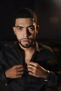 Aroon_Stonne Public Immagine  3