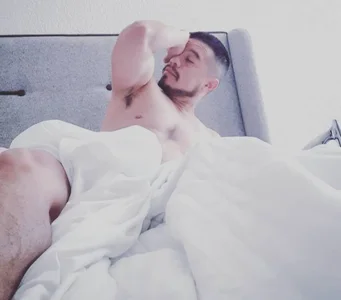 SwirledMonogamyのPublicの 5枚の写真