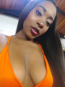 Kelly_Swiftのorange lingerie🧡の枚の写真
