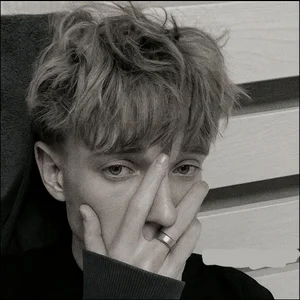 Paradeevich_And Me صورة واحدة|Paradeevich_And Me صورتان|Paradeevich_And Me  صور|Paradeevich_And Me  صورة