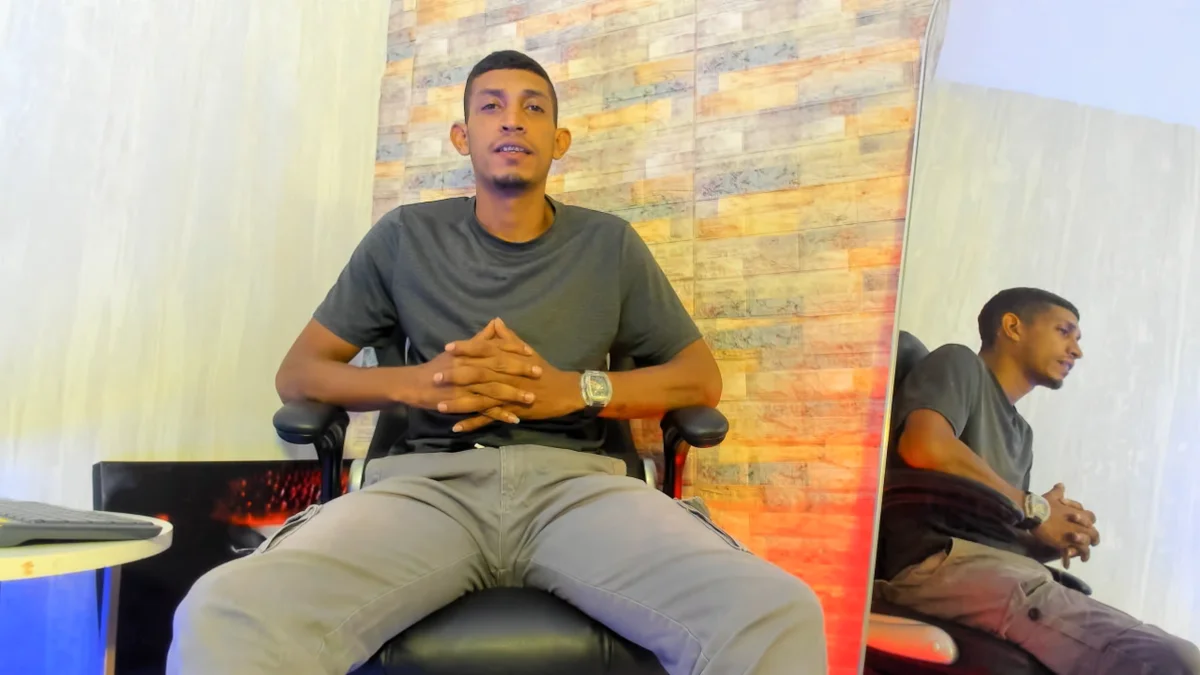 صور brad_Browns الرائجة  6148