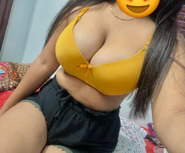 Queen_trisha kullanıcısının Some exotic costume albümü -  3 fotoğraf