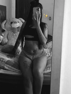 dahiiangomezz hii صورة واحدة|dahiiangomezz hii صورتان|dahiiangomezz hii  6 صور|dahiiangomezz hii  6 صورة