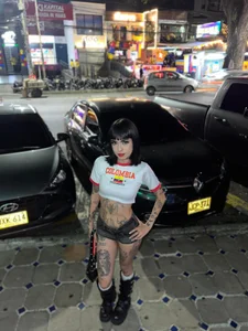 lilith_dior: Hot ( 2 фото)
