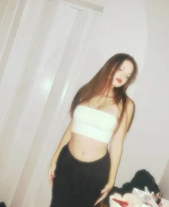 EmllyLighty: Public ( фото)