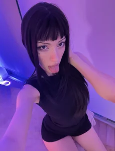 CourtesanKamala: Me ❤️‍🔥💋 ( 3 фото)