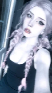 _Alice_0-0 Public Pic