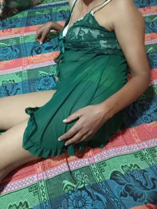 Amisha-35 Public  5টি ছবি