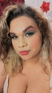 kami_hot_ts Du hast nicht die leiseste Ahnung von allem, was mir durch den Kopf geht, wenn die Sehnsucht nach di Pic 2