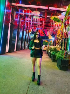 Public od jasmine_saenz  4 snímek