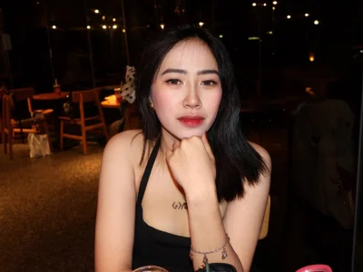 LavonnaFernet Public 사진 2