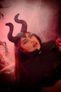 Keyla01_ kullanıcısının HALLOWEEN PHOTO SESSION albümü -  2 fotoğraf