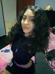Camila_LS Public Pic 3