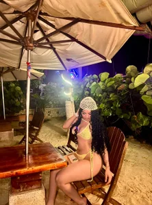 ailen_burgos's XXX Nude Photo 2