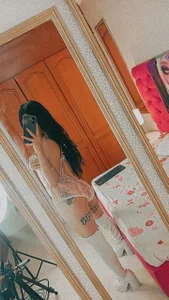 mia_elliethh tattos Pic 3