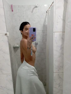 Camilavill Mis fotos 🥵 Gambar 9