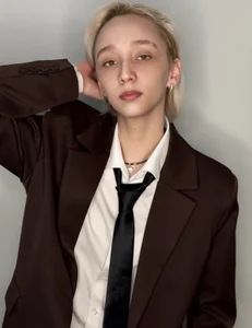 TeshaDurrellPublic Bild