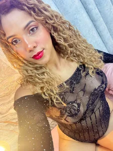 MiaVelveett kullanıcısının Velvet Secrets Uncovered 💋 albümü -  5 fotoğraf