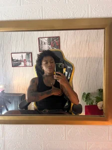 JhonyMiller_ Public slika 6