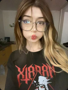 shadowraze228 am i cute? 사진