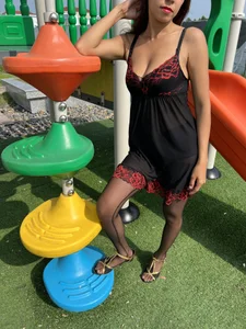 2HotAsain4u Public Pic 6